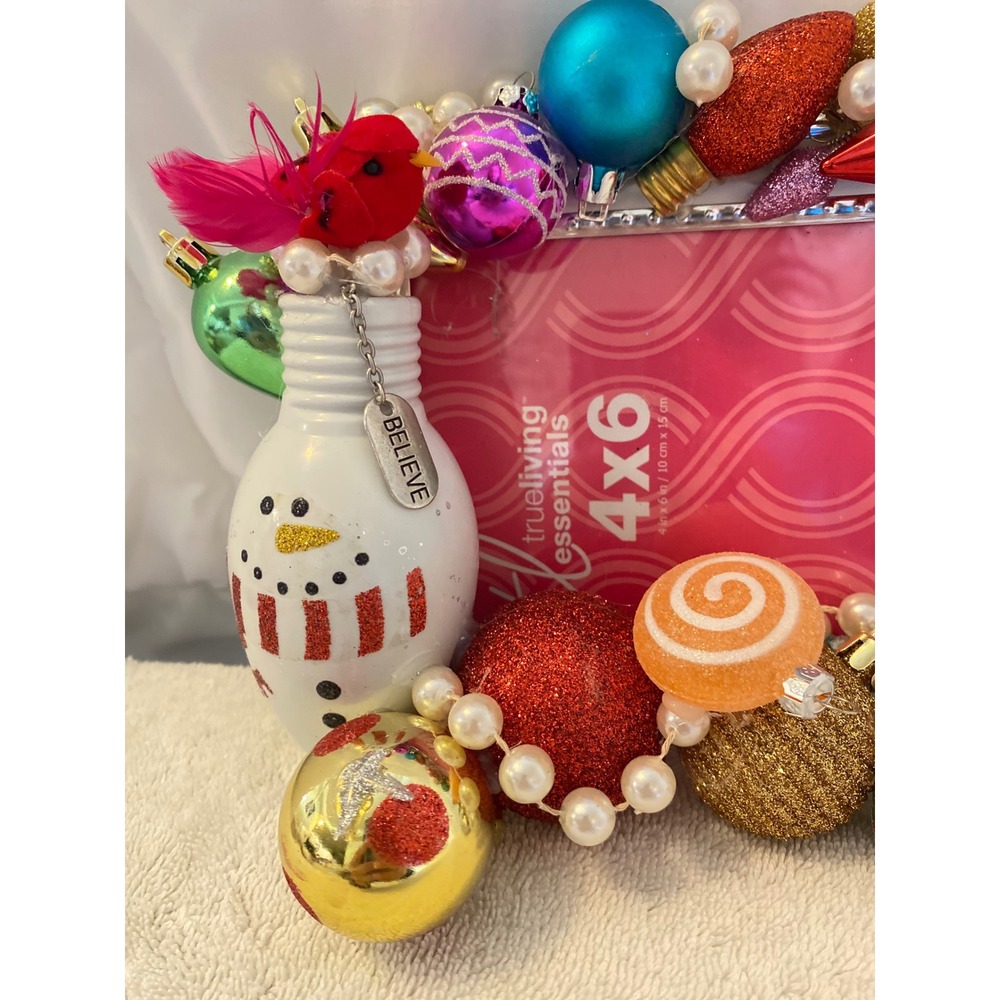 Handmade Christmas Ornament Picture Frame 4x6 Snowman Cardinal Believe Holiday - Picture 2 of 5